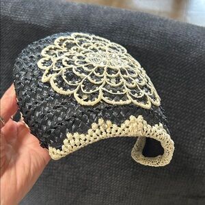 VICTORIAN 1950s JULIETTE BLACK STRAW PILLBOX WITH WHITE EMBROIDERED LACE HAT